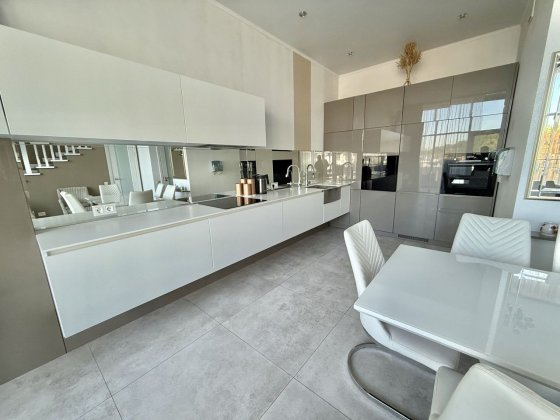 Продаж пентхаузу в новобудові Авалон на Чорновола, 5хв до центру Львів