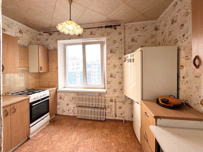 Продаж Лівобережний-3, велика 1 кім.квартира, Караван, пр.Миру - фото 1