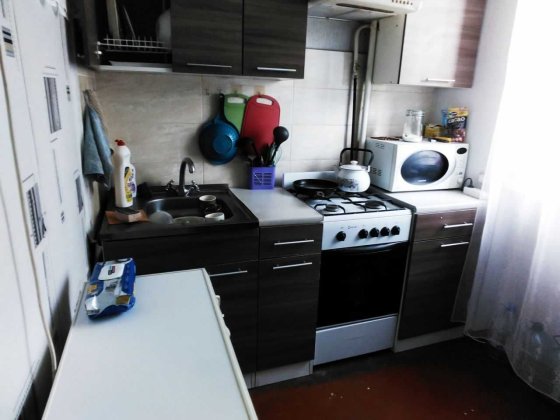 Продам  2х.ком. кв-ру  ж/м Красный камень Покровский (Коммунар ) Парус Дніпро