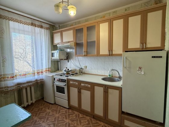 Продаж 1 кім вул.Галини Петрової Центр Николаев