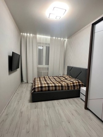 ВЛАСНИК! Продам 2-к сталінку на вул. Перемоги. - фото 1