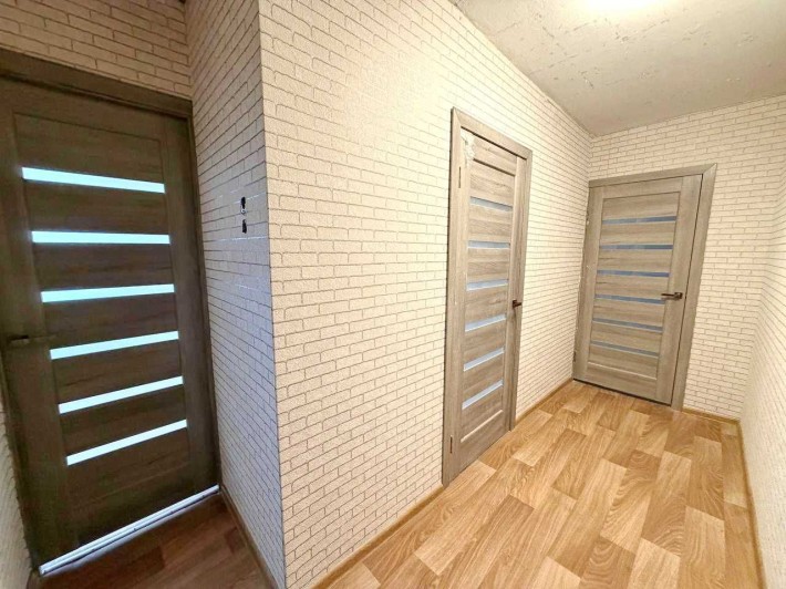Продаж 3к квартири з частковим ремонтом. Сертифікат + - фото 1