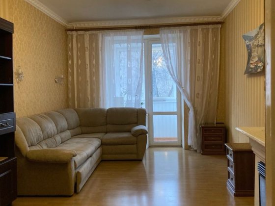 Продаж просторої 2-кімнатної квартири в центрі Запорожье