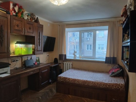 Продаю 2- х  квартиру Миколаїв