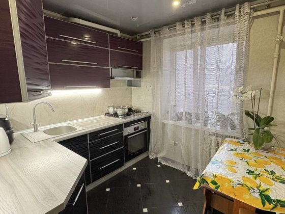 23500 у.о Продаж 2 кім квартира вул Украінська 5/5 Запорожье