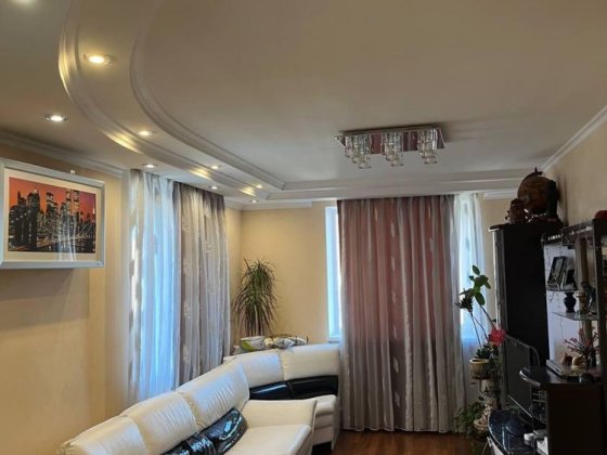 Продаж 4 кімнатной квартири в Днепрі Днепр