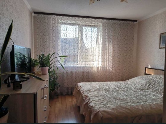 Продаж квартири р-н  ТЦ"Глобал"  з власним подвір'ям Житомир