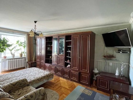 Продаётся 2х ком. ул. Запорожского Казачества Запорожье