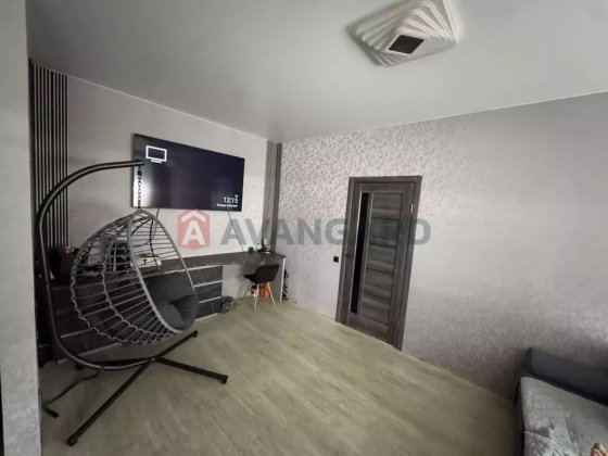 Продам 2 кім з новим Якісним ремонтом 2025 року, є Альтанка Дніпро