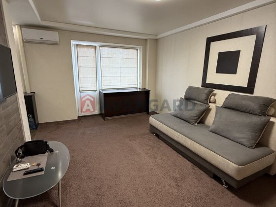 1к квартира-студия біля 'Козак-Палац' Запоріжжя