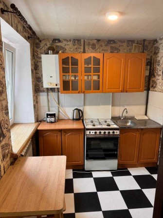 Продам 2 комн квартиру пр. Богдана Хмельницького 45 - фото 1