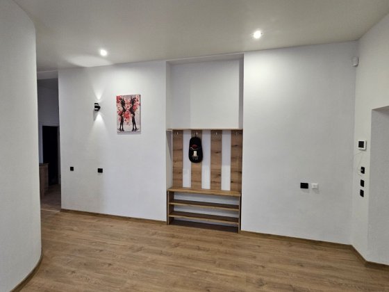 Продам 3к квартиру 90 кв.м. з окремим входом Кропивницький