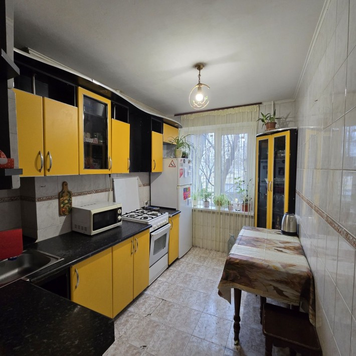 Продаж 2 кімнатна  квартира  Інгульський район - фото 1