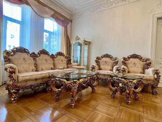 Продаж представницької квартири на вул. Парковій Львов