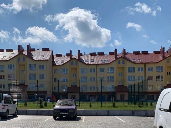 Продаж  чотирикімнатної квартири по вул.Тролейбусна Львов