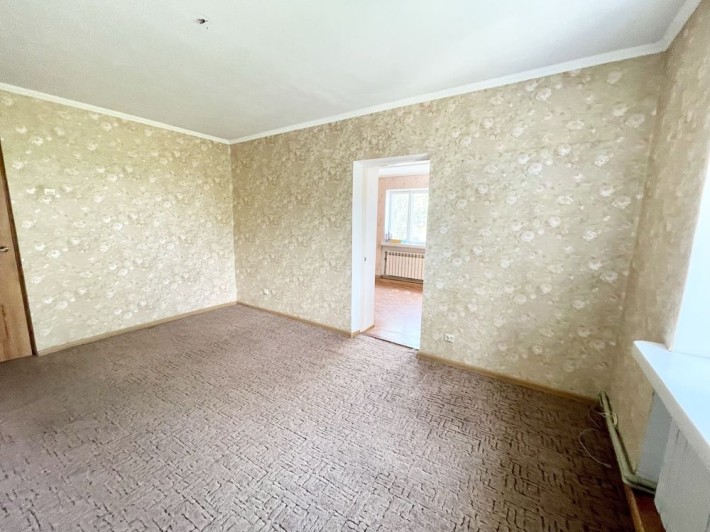 Продам двокімнатну квартиру в Варварівці! Гараж! - фото 1