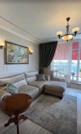 Продаж 2-кім. квартири з кухнею-вітальнею у новобудови на вул. Пасічна - фото 1