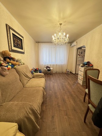 Продається 4 кімнатна сталінка на Бульварі. - фото 1