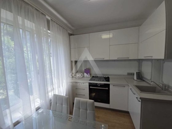 Продажа 1 комнатной квартиры ул. Школьная Запоріжжя