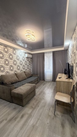 Продаж 2-кімнатної квартири в центрі м. Запоріжжя - фото 1