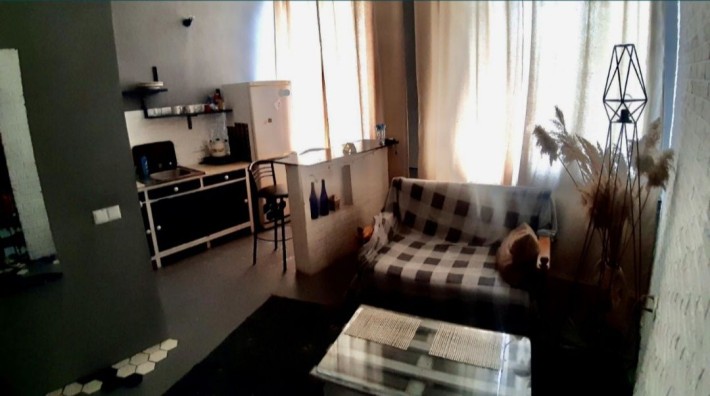 Продаю від хазяйки дві квартири по ціні однієї - фото 1