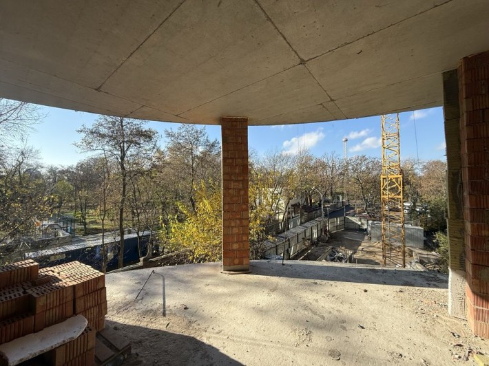 Центр ! Продам квартиру с видом на парк. ЖК «Лидерсовский». Срочно - фото 1