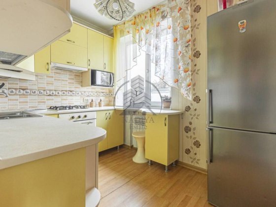 Продаж 3К квартири у малоквартирному  будинку по вул Папоротна Львов