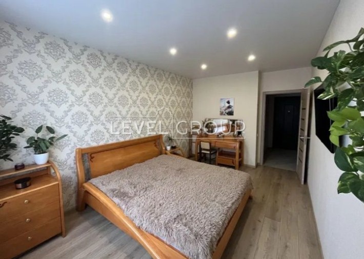 1к, 40м2, Подільський район - фото 1