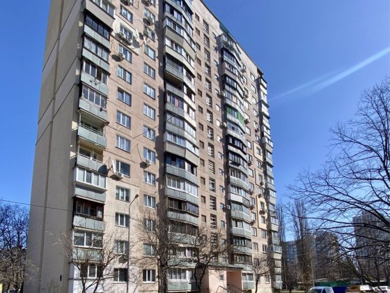 Продам 1 кімнатну м.Киів, Г. Гонгадзе 3, Терміново.