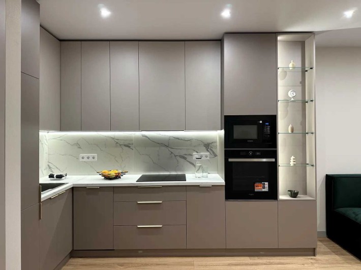 Без%. 1-кімн. кв-ра 44м2, 12пов. Варшавський2/Варшавський. Є генератор - фото 1