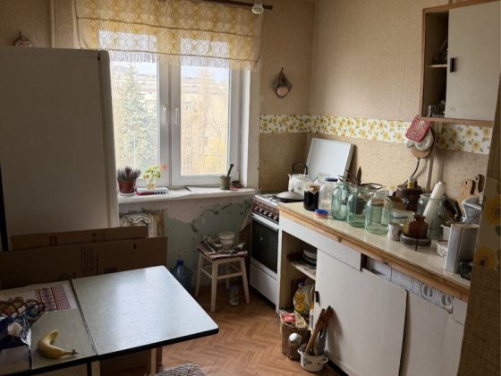 Академіка Вернадського 73-а, метро Академмістечко Київ