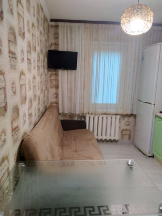 Продам 1к квартиру з ремонтом Єфремова,7 метро Академмістечко 3 хв. - фото 1