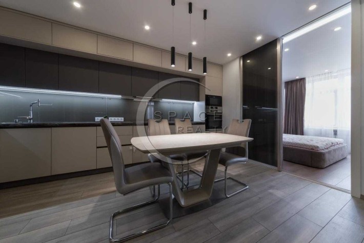 Продаж 1-кімнатної квартири 51 кв.м. в ЖК Династія.Липковського 37б - фото 1