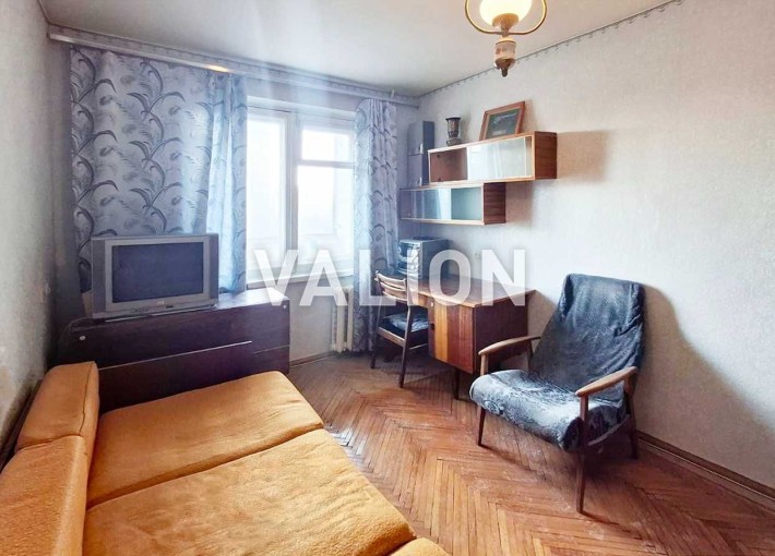 Продам 2к. квартиру пров. Варязький, 10, м. Золоті Ворота. Центр. Без% - фото 1