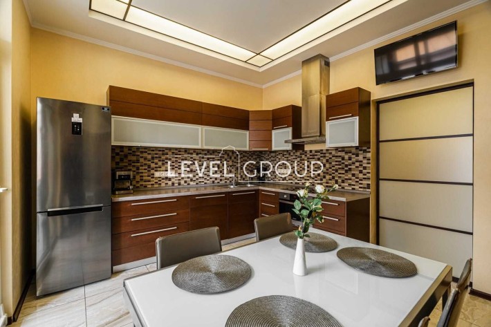 Без% Продаж 3-х кімнатної квартири, ЖК Златоустівський, вул.Черновола - фото 1