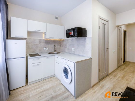 Без%, Автозаводська 39, 1-кім, 35,9м2, Оболонь~8 хв. Киев