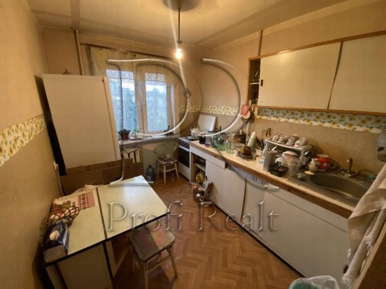 Продаж 3к квартира Вернадського 73А Академмістечко Киев