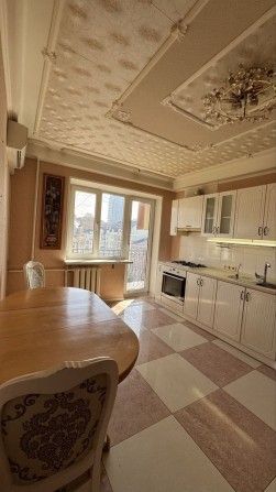 Продаж 4-кімнатної квартири 80м² у центрі Києва без комісії - фото 1