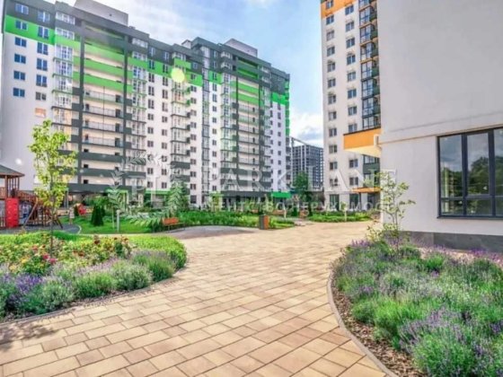 Продаж 2к кв ЖК Сирецькі сади Подільський рн Виговського Маршала Нивки