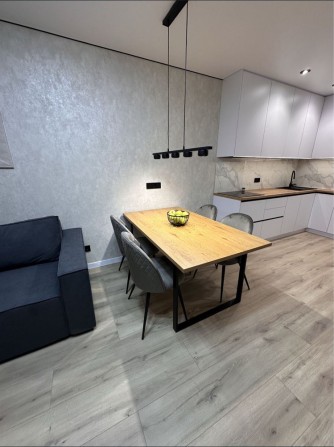 Продаж 1к квартира ЖК Варшавський 2 Родини Крістерів 14 - фото 1