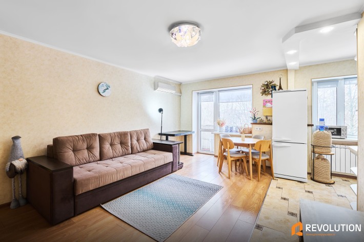 Без% Продаж 2к.кв. з ремонтом у Соломʼянському р-н, пр-к Відрадний 10А - фото 1