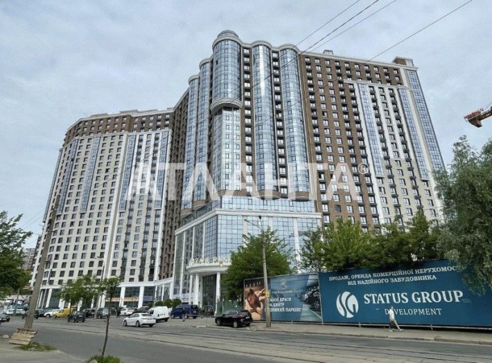 Однокімнатна видова квартира біля Контрактової площі - фото 1