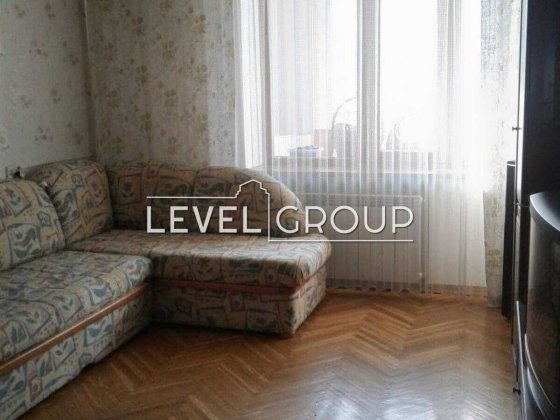 Продаж 3кімнатної квартири вул.Якіра 6/2 Біля метро,Шевченківський рн Київ