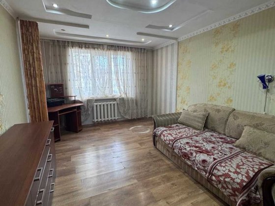 Продам 3 кім кв 69кв. Ушакова 20 Академ, Є відновлення Киев