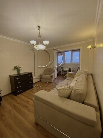 Продаж 2 кімн. квартири вул. Білицька 18 - фото 1