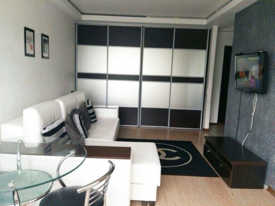 Продам 1к,Солом'янський р-н,Чоколівка,Ушинського 26.Гарний стан,33м.