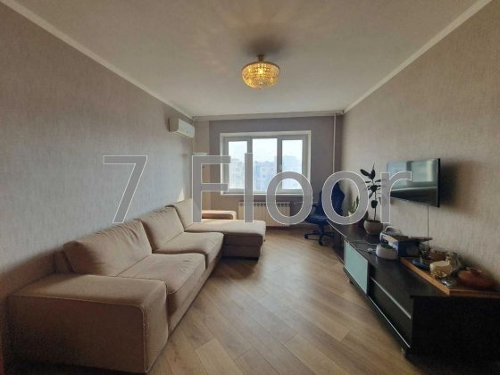 3 кімнатна квартира пр-т Свободи Виноградар тц Орнамент Оболонь Киев