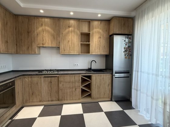 Оренда гарної 3-к квартири, ЖК Петрівський квартал, Святопетрівське Святопетровское