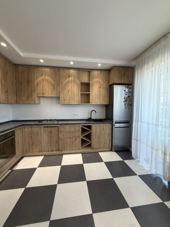 Оренда гарної 3-к квартири, ЖК Петрівський квартал, Святопетрівське - фото 1