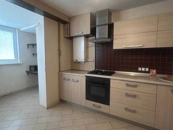 Києво-Святошинській р. село Петрівське Вул.Теплична, 38 Святопетровское